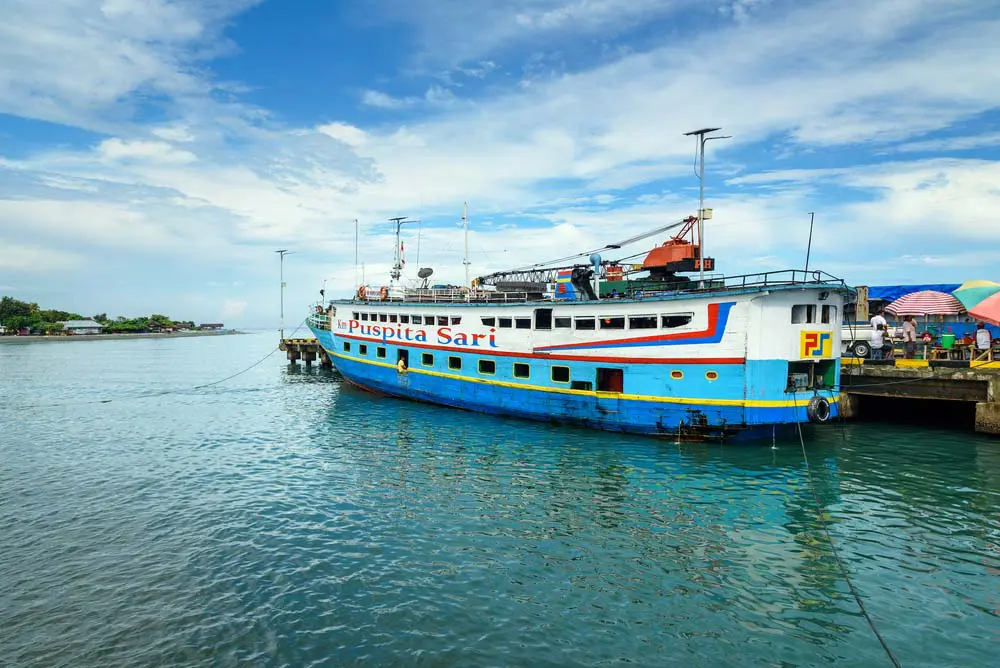 Reizen per boot Indonesie
